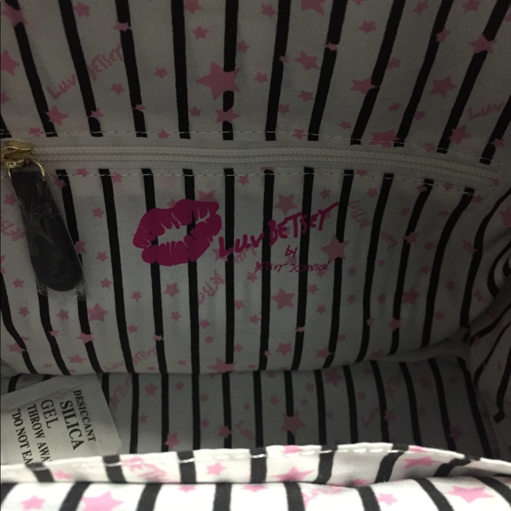 Betsey Johnson Small Rainbow Checkered Backpack 🌈 - Picture 6 of 8
